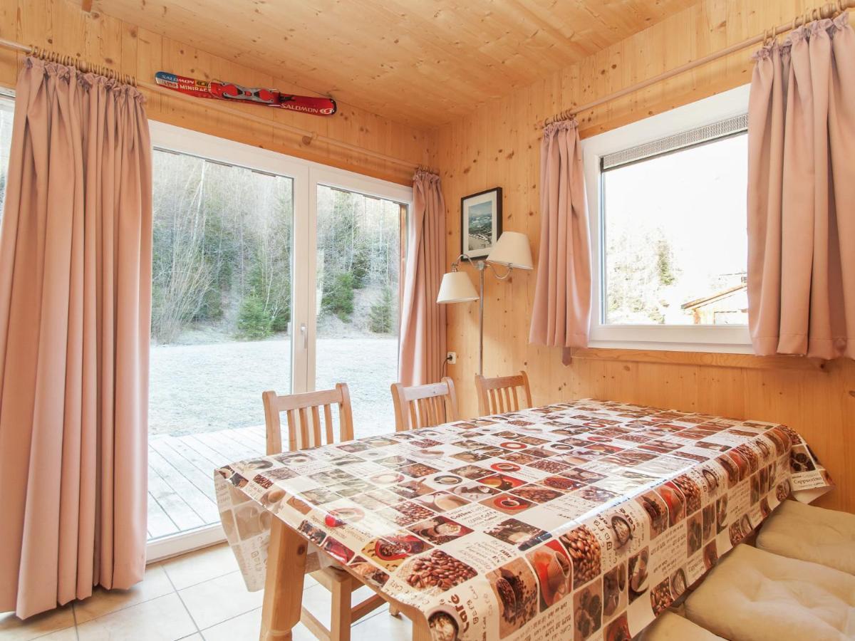 Quaint Chalet in Stadl an der Mur with Private Terrace Exterior foto