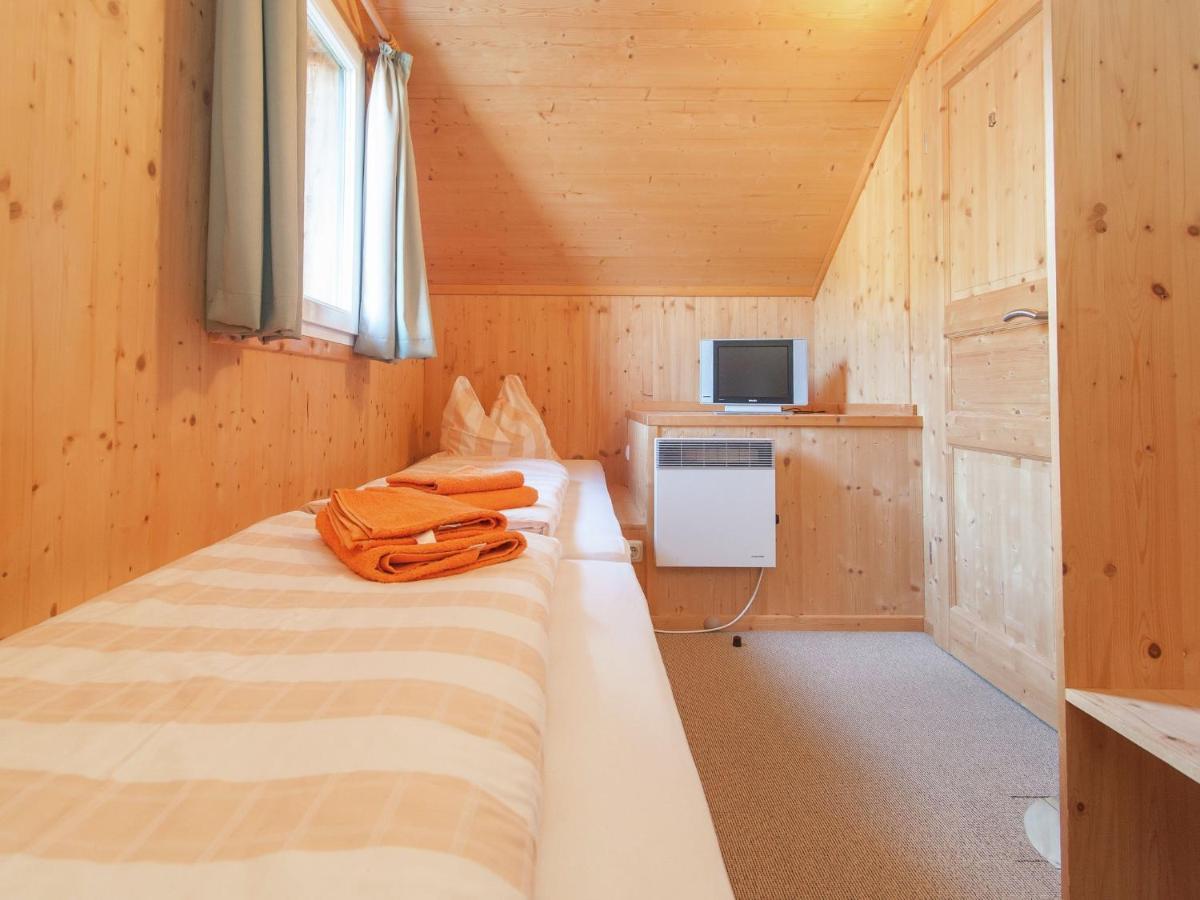 Quaint Chalet in Stadl an der Mur with Private Terrace Exterior foto